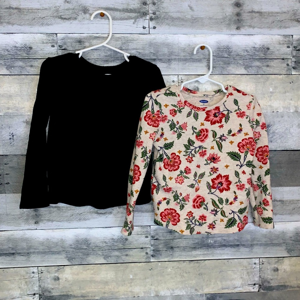 Old Navy set of 2 waffle knit long sleeves 5T